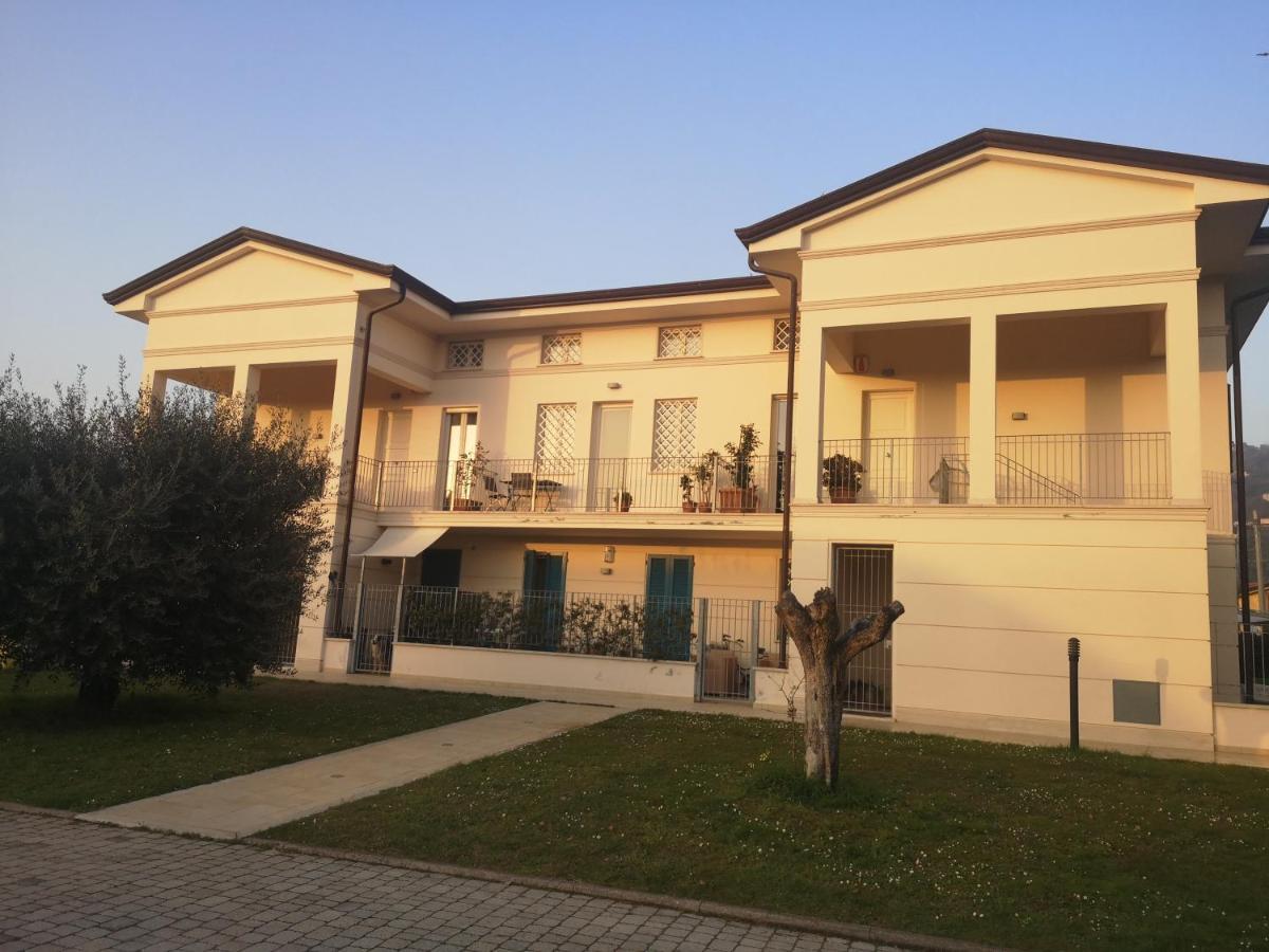 Cb House Holiday Pietrasanta Exteriör bild